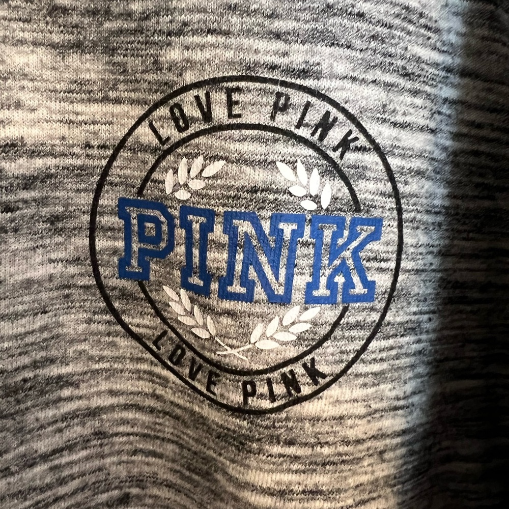Victoria’s Secret PINK limited edition sweatshirt‎ Size M - Picture 4 of 4